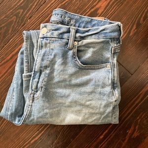 American Eagle size 12 stretch mom jean